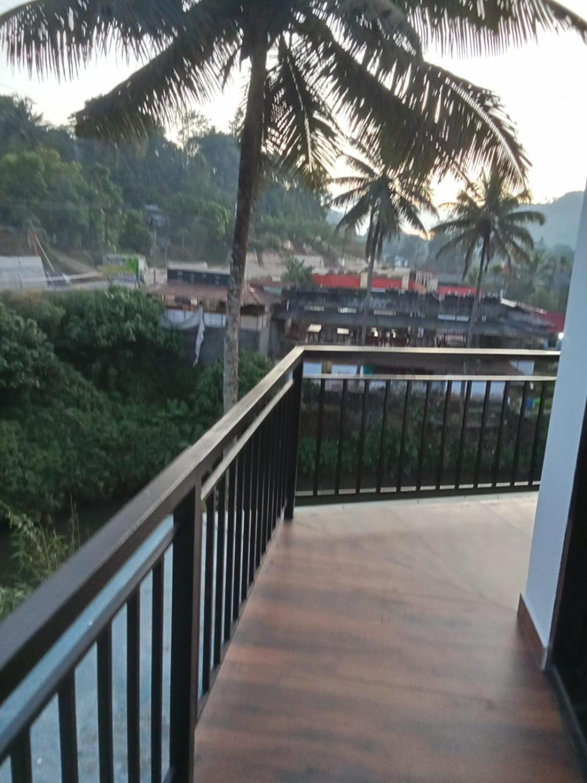 River View Munnar Chillithodu Экстерьер фото